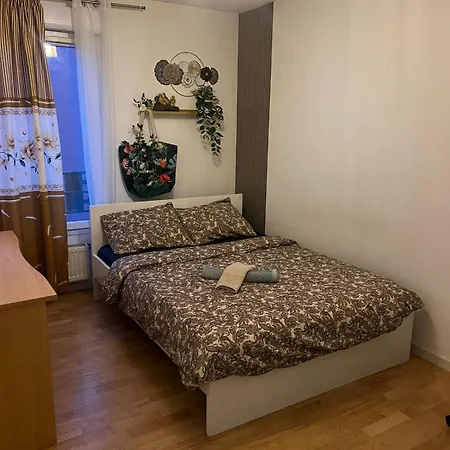 Large Cozy And Good Location In